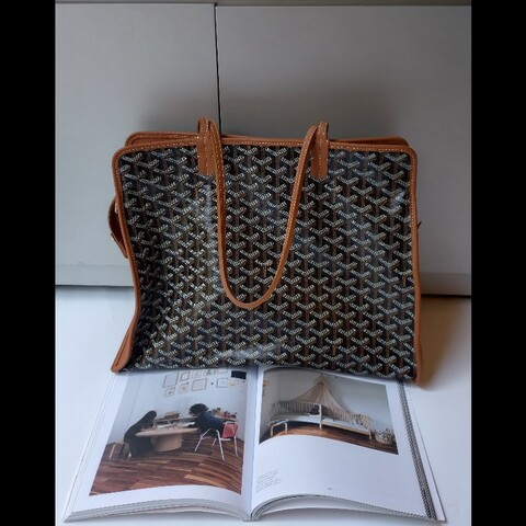 Goyard 焦糖皮邊黑底印花帆布大方托特包 Hardy