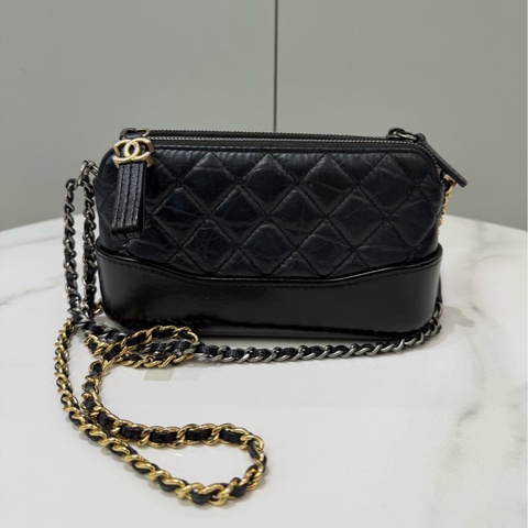 Chanel香奈兒 黑mini流浪包 28開 成色不錯