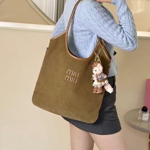 Miu Miu 繆繆燈芯絨焦糖棕色Ivy托特