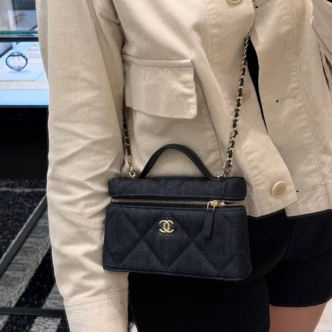 Chanel香奈兒🖤  26S lp飯盒包💕 深藍色牛仔大菱格紋金扣💖 手提單肩斜挎包🩷