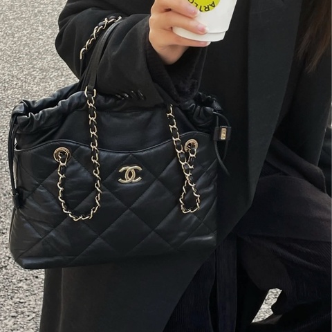 💎Chanel香奈兒|抽繩福袋tote鏈條包 黑金軟糯大菱格|小號|98新28開保卡✅