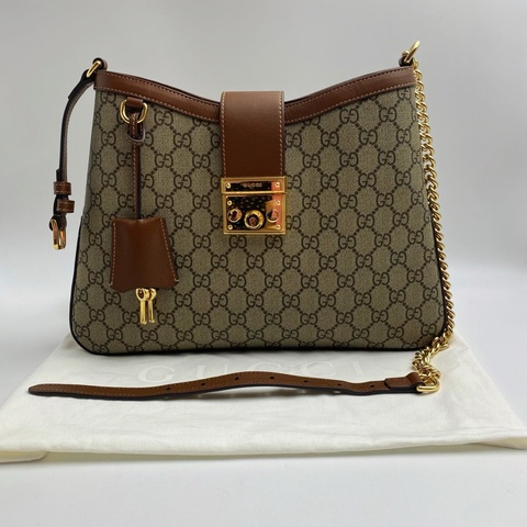 GUCCI 古馳 Padlock 鎖扣開合鏈帶肩帶 帆布拼皮革滾邊 手提單肩包 女款 米色拼烏木色 尺寸：33*5*23。