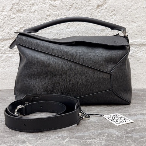 Loewe 羅意威puzzle黑色大號 幾何包手提斜挎包 黑標新款 尺寸37*22*16cm 配件肩帶