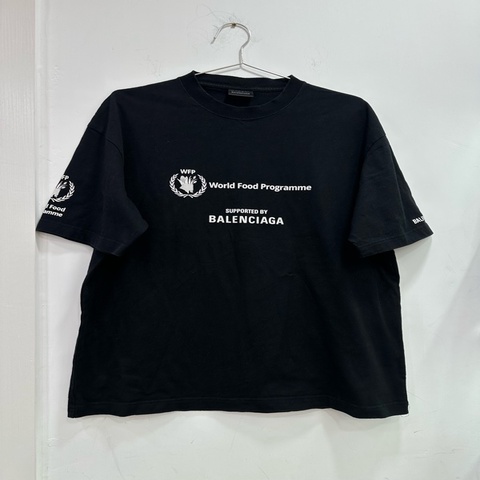 Balenciaga 巴黎世家 WFO 二代糧食署 聯名系列 前後logo 字母印花 短袖 T卹 男款 黑色 M碼