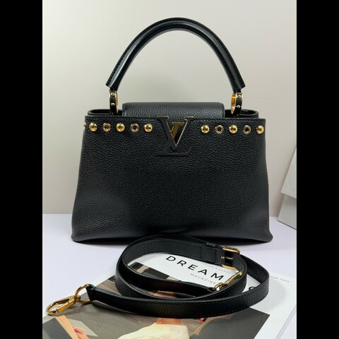 LV 路易威登 黑金Capucines中號斜揹手提包