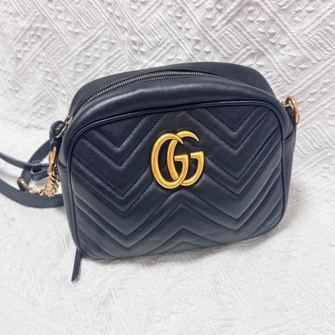 9新閒置 Gucci Marmont 24黑金相機包