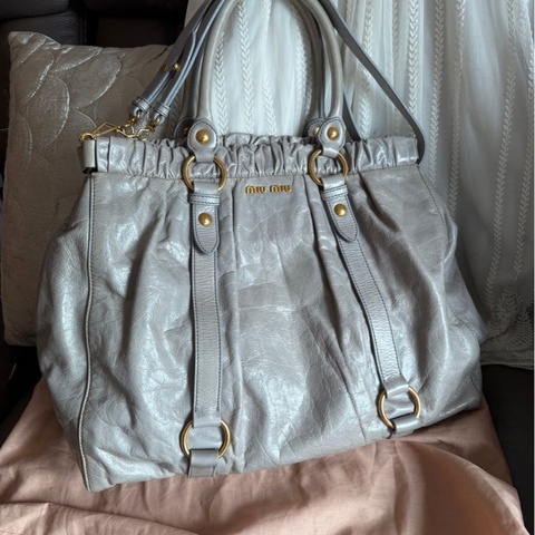 Miu Miu 經典 大款皺褶兩用包Vitello Lux Ruched Bag 灰色皮革 手提包 托特包 側背包