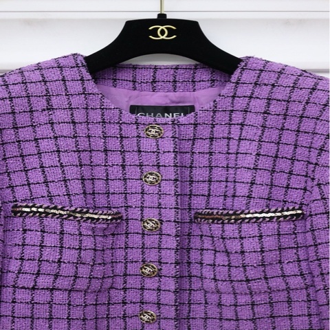 Chanel 22S紫色格纹毛呢圆领外套
