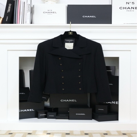 Chanel 94年黑金双排扣大翻领外套