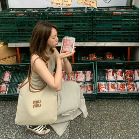 【98新 ✨ 全網最低價！】Miu Miu/繆繆 IVY 白蘭地色帆布托特包 Tote（下單前先詢問庫存❗️❗️）