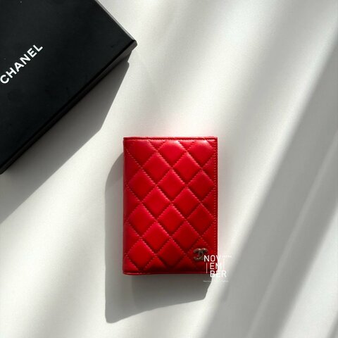 閒置新🆕 Chanel 香奈兒 雙C格紋護照夾 紅色金釦
