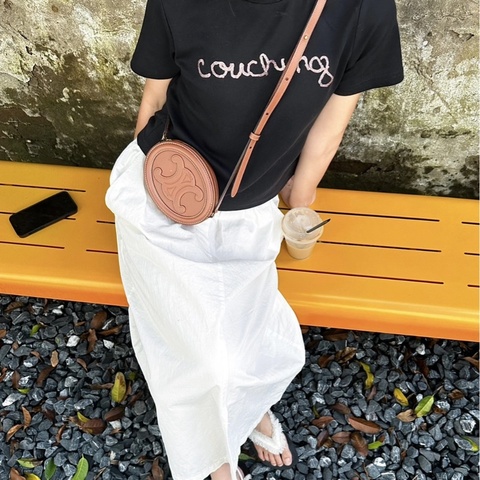 【98新❤️潮人必備✨ 全網最低價！】Celine/賽琳 凱旋門 浮雕包 焦糖色金扣（下單前先詢問庫存❗️❗️）