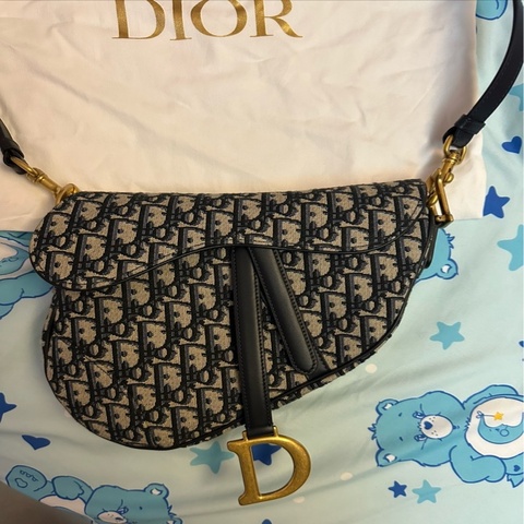 Dior Saddle 馬鞍包中號附背帶