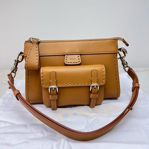 Chloe Edith C22WS443
