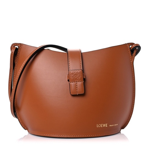 Loewe Molded Bucket 金棕小牛皮水桶