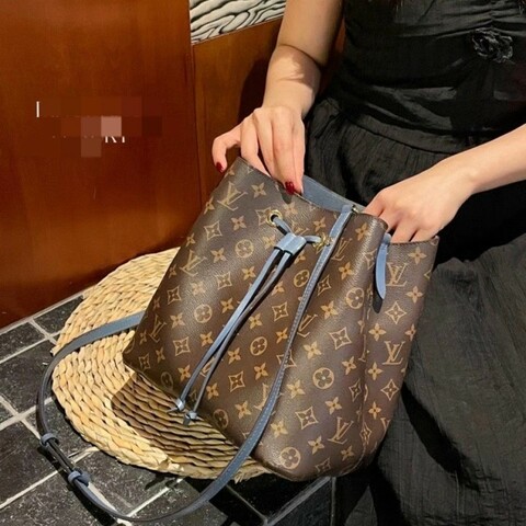 Louis Vuitton NEONOE 藍水桶 超級能裝