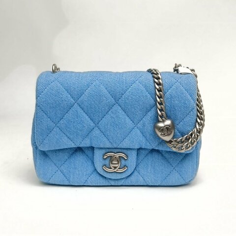 CHANEL 牛仔藍晶片銀扣愛心金球肩帶25CCF口蓋包肩背包