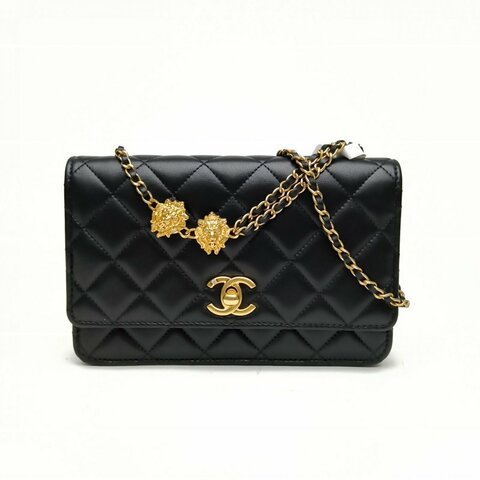 CHANEL 黑色羊皮晶片金扣23A黑金獅子頭WOC鏈條包肩背包