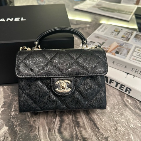 Chanel香奈兒26P黑金荔枝牛皮手柄kelly小號牛奶盒子手提包斜挎包15cm 芯片款