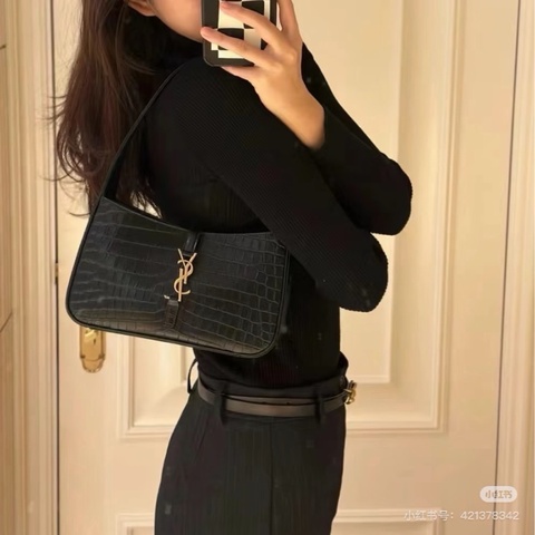 【威選精品】  ✨ YSL 黑金鱷魚壓紋 LE5A7 Hobo 腋下包 ✨