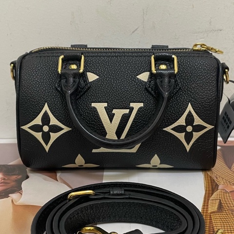 Louis Vuitton路易威登 黑白花speedy nano單肩斜挎手提包  全皮牛皮老花 造尺寸16×10×7.5