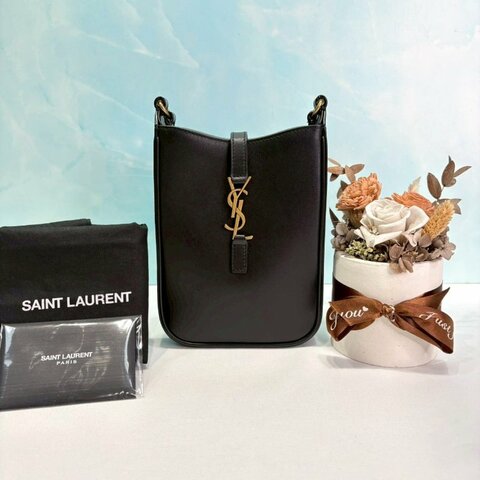 YSL Le5A7小牛皮迷你手機包