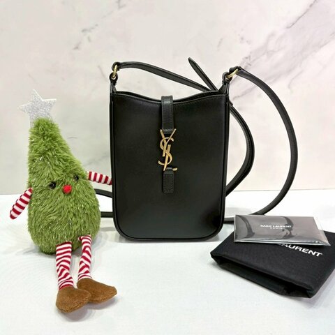 YSL Le5A7小牛皮迷你斜背手機包