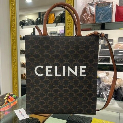 東區正精品㊣CELINE TRIANGLE CABAS 老花凱旋門白色字母直式琴譜包手提包斜背包兩用包 RA1869