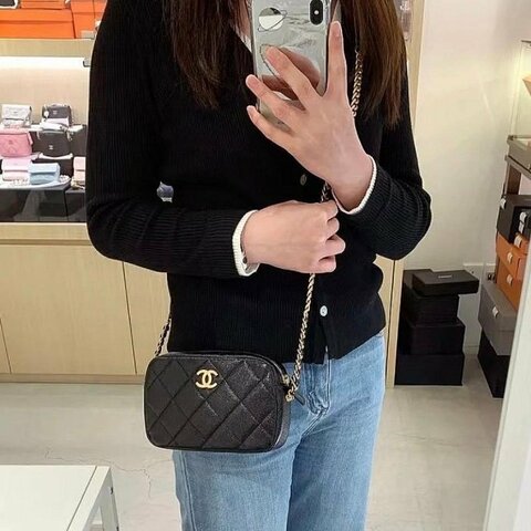 CHANEL 爆款 黑色 荔枝牛皮 金CC 造型 皮穿鍊 斜挎 單肩 相機包 AS3104 現貨L