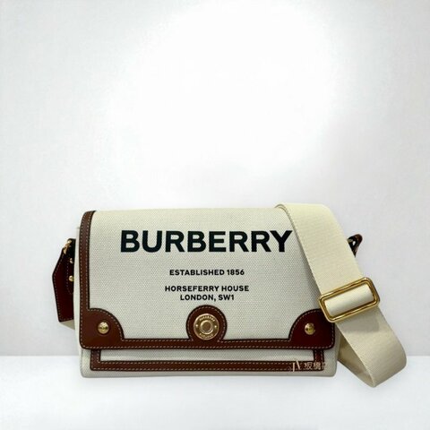 JS1535-BURBERRY 米白帆布印花下蓋斜背包