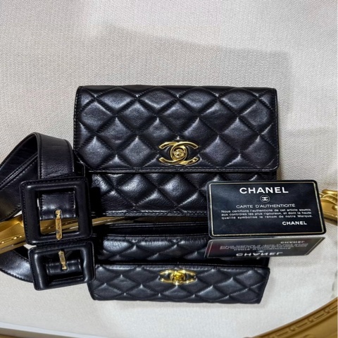 CHANEL Vintage 經典羊皮腰包