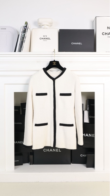 Chanel 98年度假系列黑白滚边刺绣cc四口袋外套