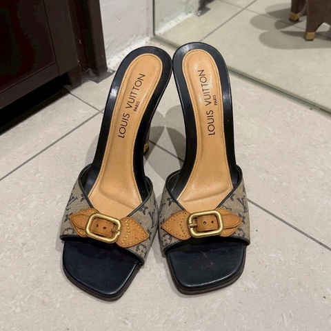 98新🧡#Lv #老花牛仔 #高跟鞋 #38.5碼
