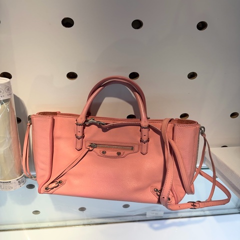balenciaga 蝙蝠托特包 mini粉色 papier