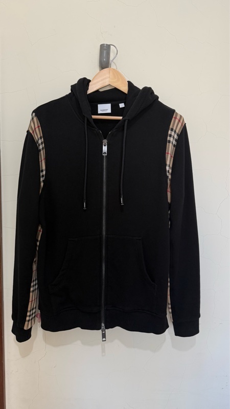 Burberry 連帽外套