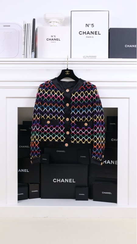 Chanel 22S彩色菱格纹圆领外套