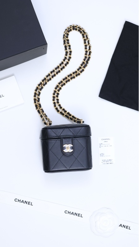 Chanel23b康鹏街31号黑色口红包