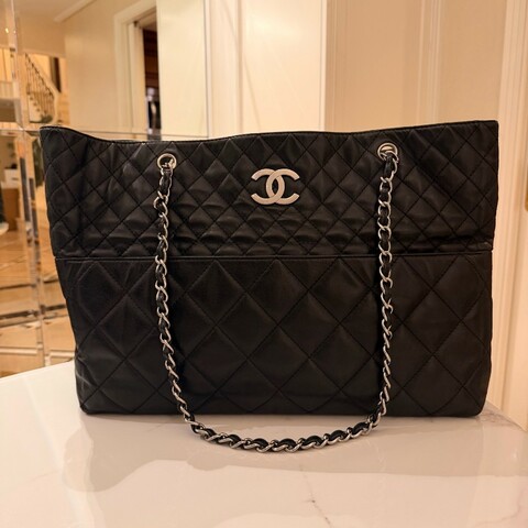 Chanel香奈兒中古黑銀菱格鏈條托特包媽咪包