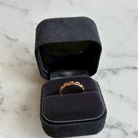 Tiffany 18K T True戒指💍