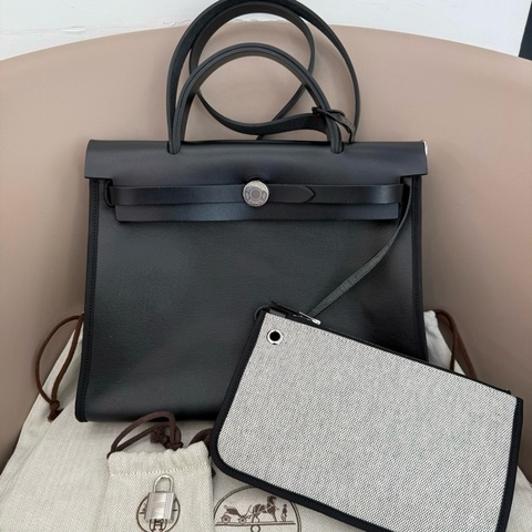 Hermes/愛馬仕 Herbag31手提包肩背包斜挎包 黑色防水布拼色帆布 銀扣