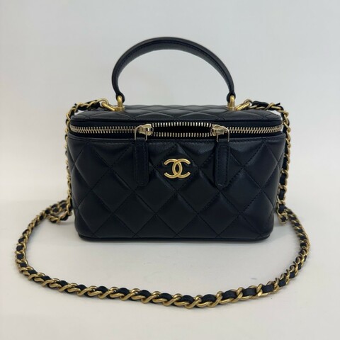 Chanel 羊皮金扣化妝盒手提斜挎包