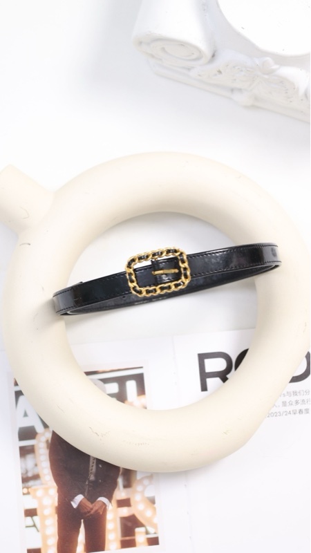 Chanel 95年芭比系列秀款漆皮编花腰带