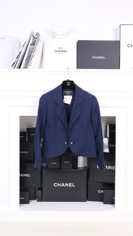 Chanel 94年春夏预告系列藏青色金扣一粒扣亚麻crop短外套
