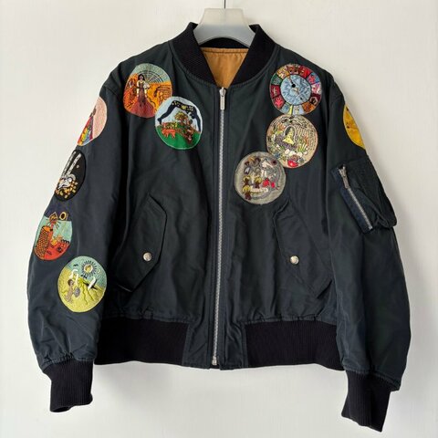 ::DIORI:: 超可愛拼貼勳章 布貼 珠珠刺繡 卡其深綠雙面外套 34號