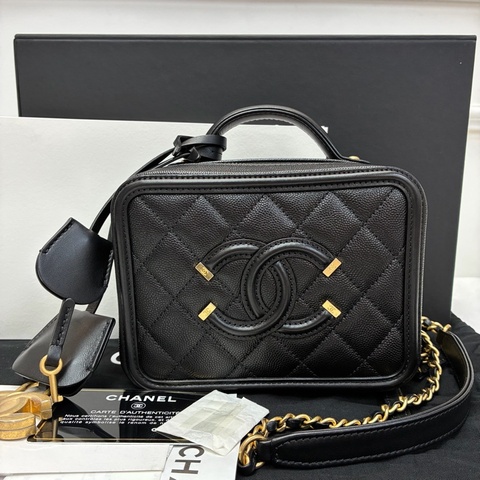 Full set Chanel 黑金Vanity Case 相機包