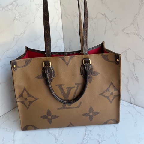 lv onthego中號老花肩帶款