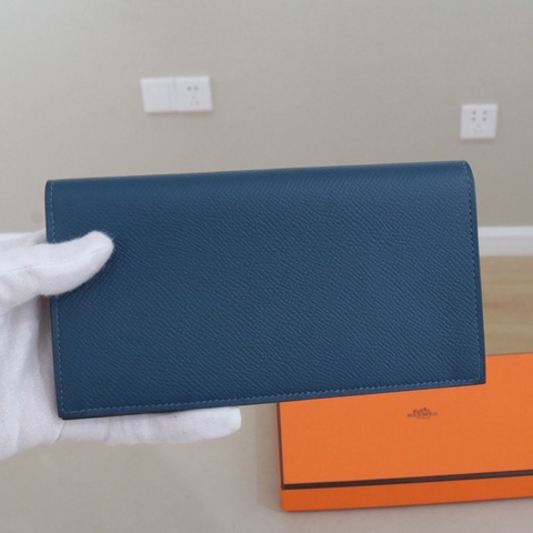 999新愛馬仕 hermes Citizen Twill 男士長款錢包，A刻尺寸17.5*9.7，配件盒