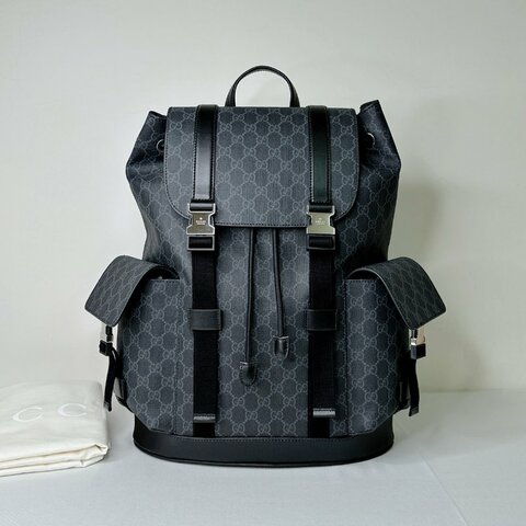 GUCCI Supreme黑花翻蓋束口後背包