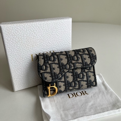 Dior 老花卡夾