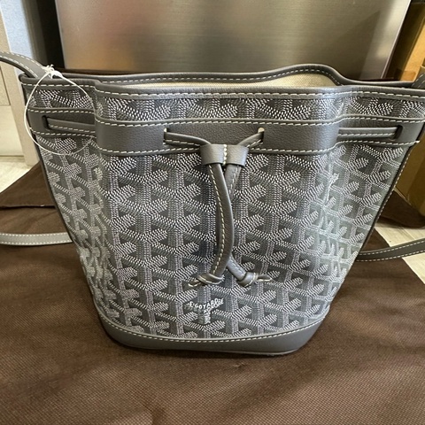GOYARD Petit Flot 斜背水桶包